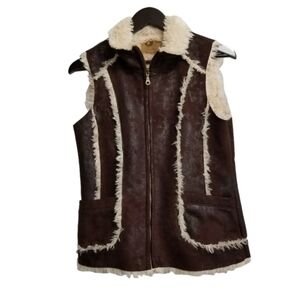 Tsunami faux fur lined brown vest with a sheen in size extra small